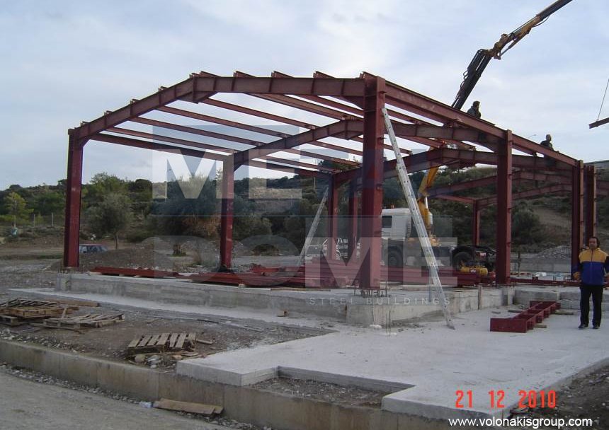 construction-greece-with-metal-building10